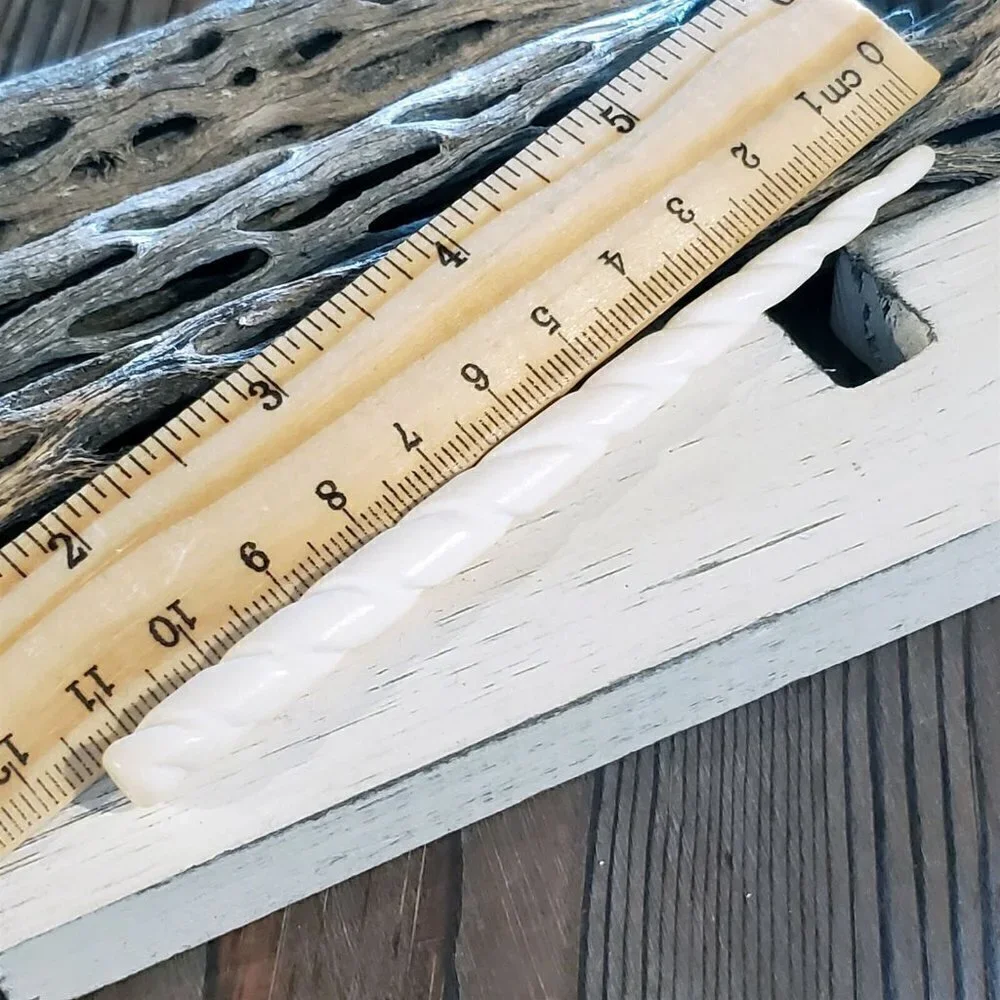 Handcrafted Avant Garde India Off White Carved Twisted Buffalo Bone Hair Stick - Picture 11 of 11